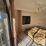 Seferihisarda Tam Muestakil 5 Odali Turizm Konutu * 塞费里希萨尔