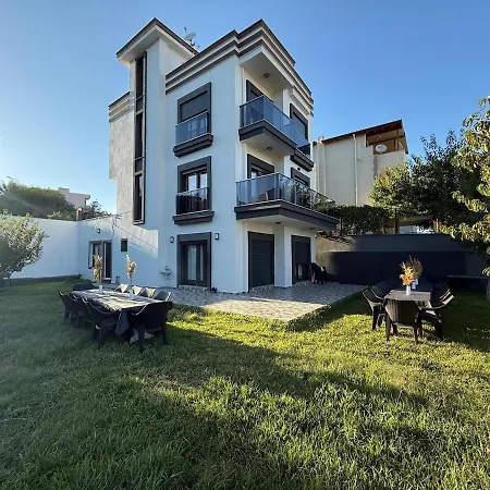 Seferihisarda Tam Muestakil 5 Odali Turizm Konutu Feriehus